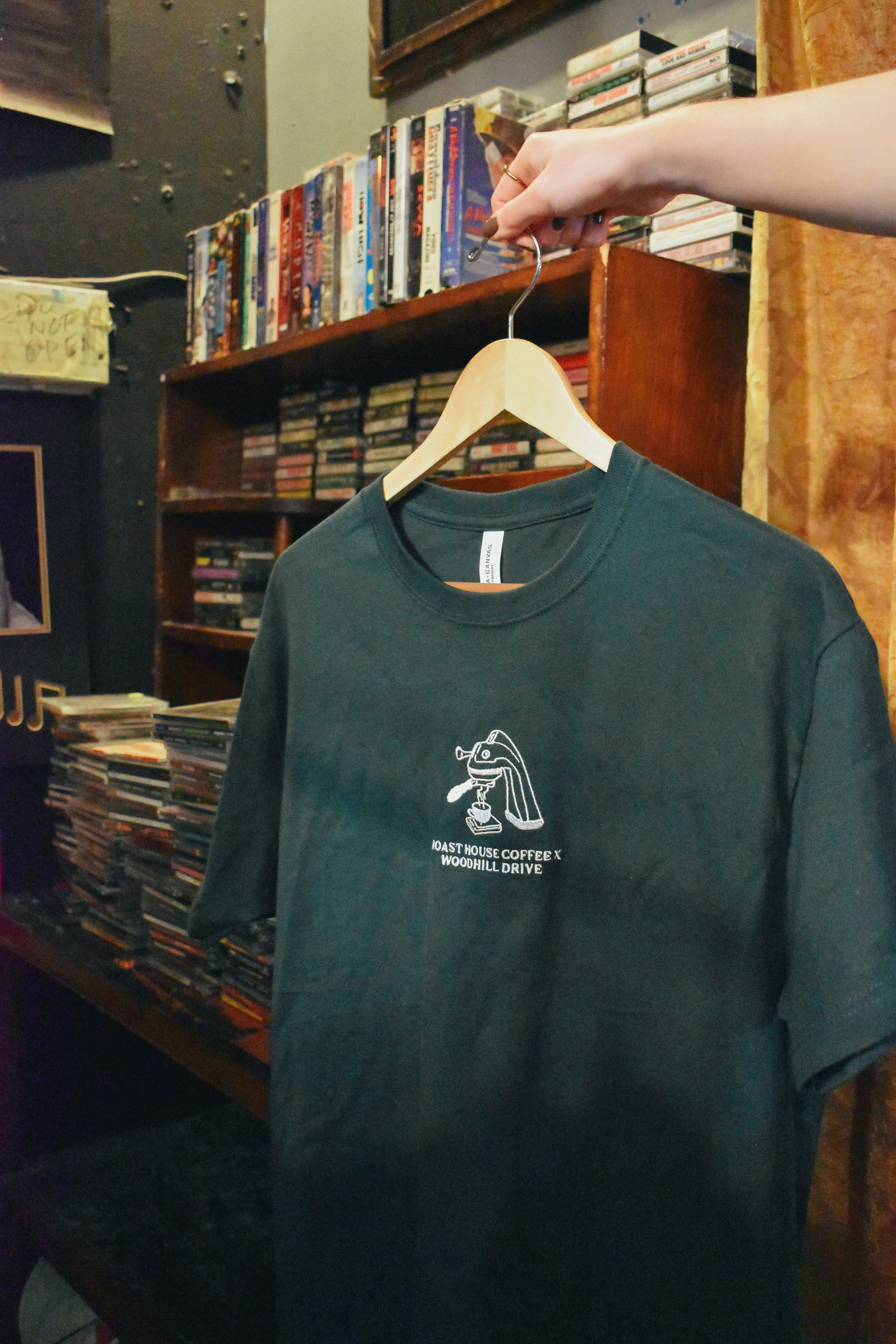 ROAST HOUSE COFFEE X WOODHILL DRIVE COLLAB - Unisex Heavyweight Tee