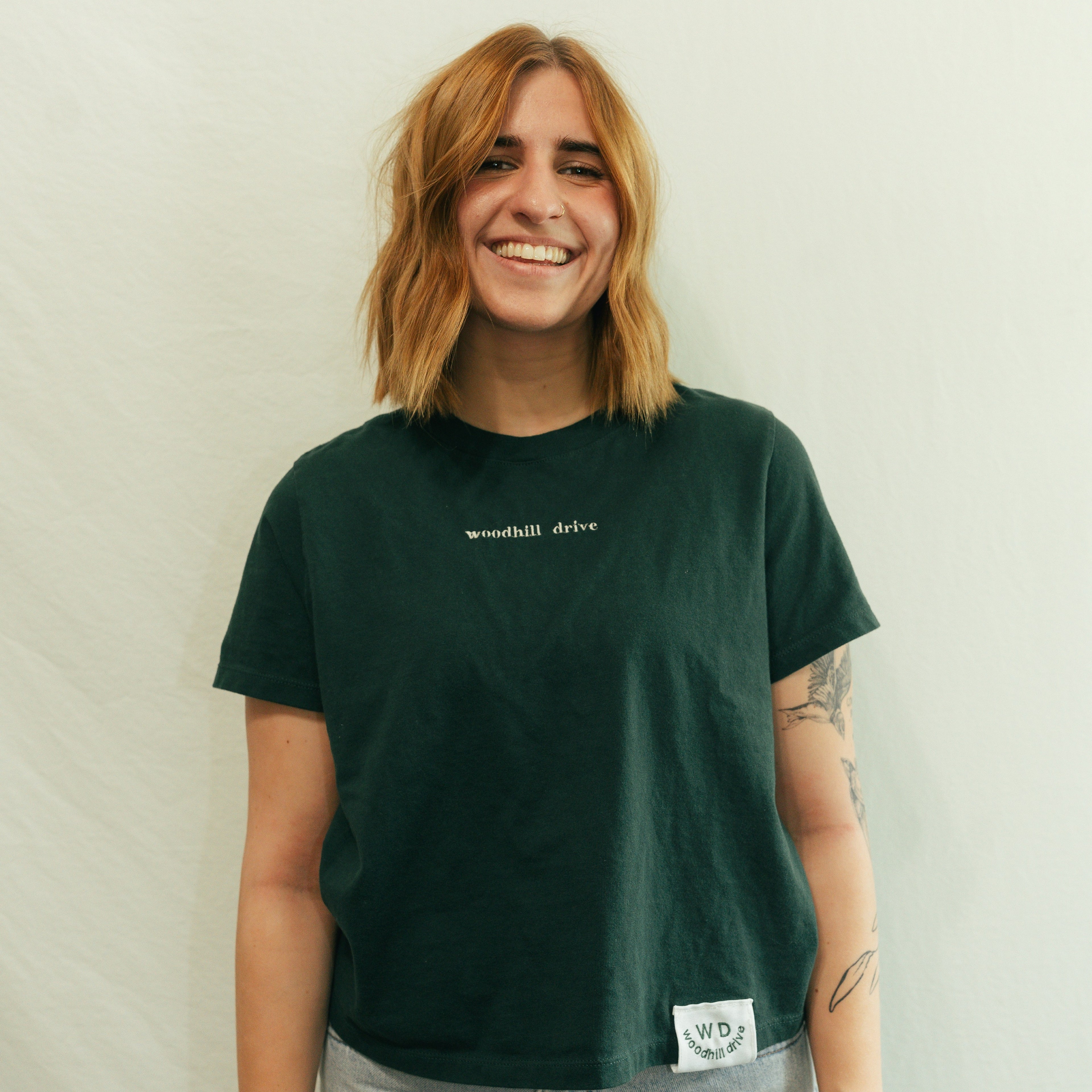 WOODHILL DRIVE - Logo Tee Green