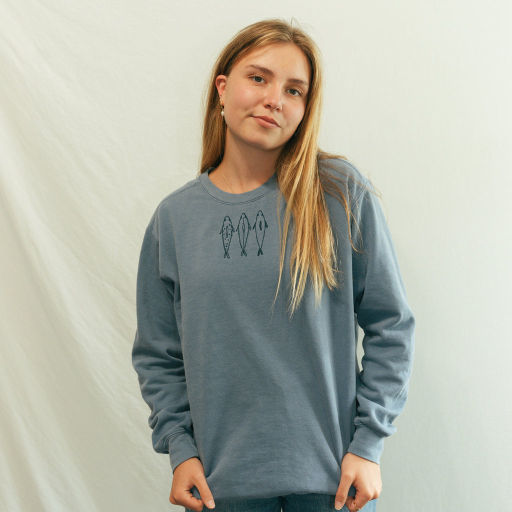 THREE FISHES CREWNECK - Woodhill Drive