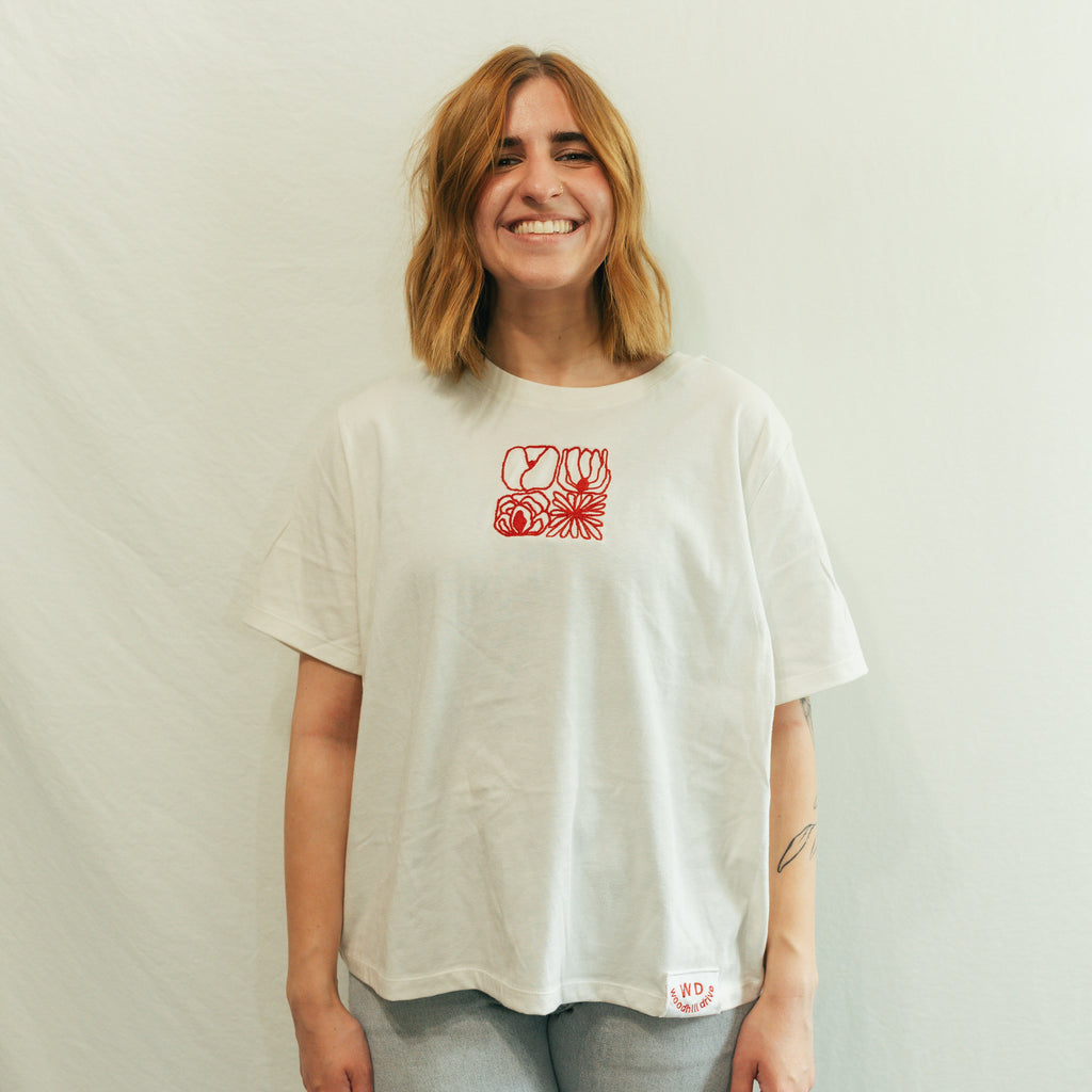 SQUARE FLOWERS - TEE - Woodhill Drive